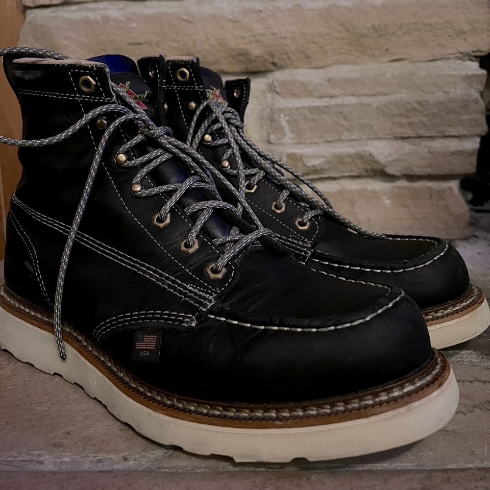 Thorogood Moc Toe Boots 9.5 D